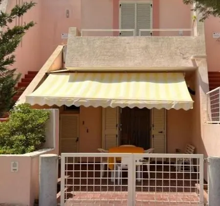Le Conchiglie Di Cesavi Tatil Evi Lido Marini